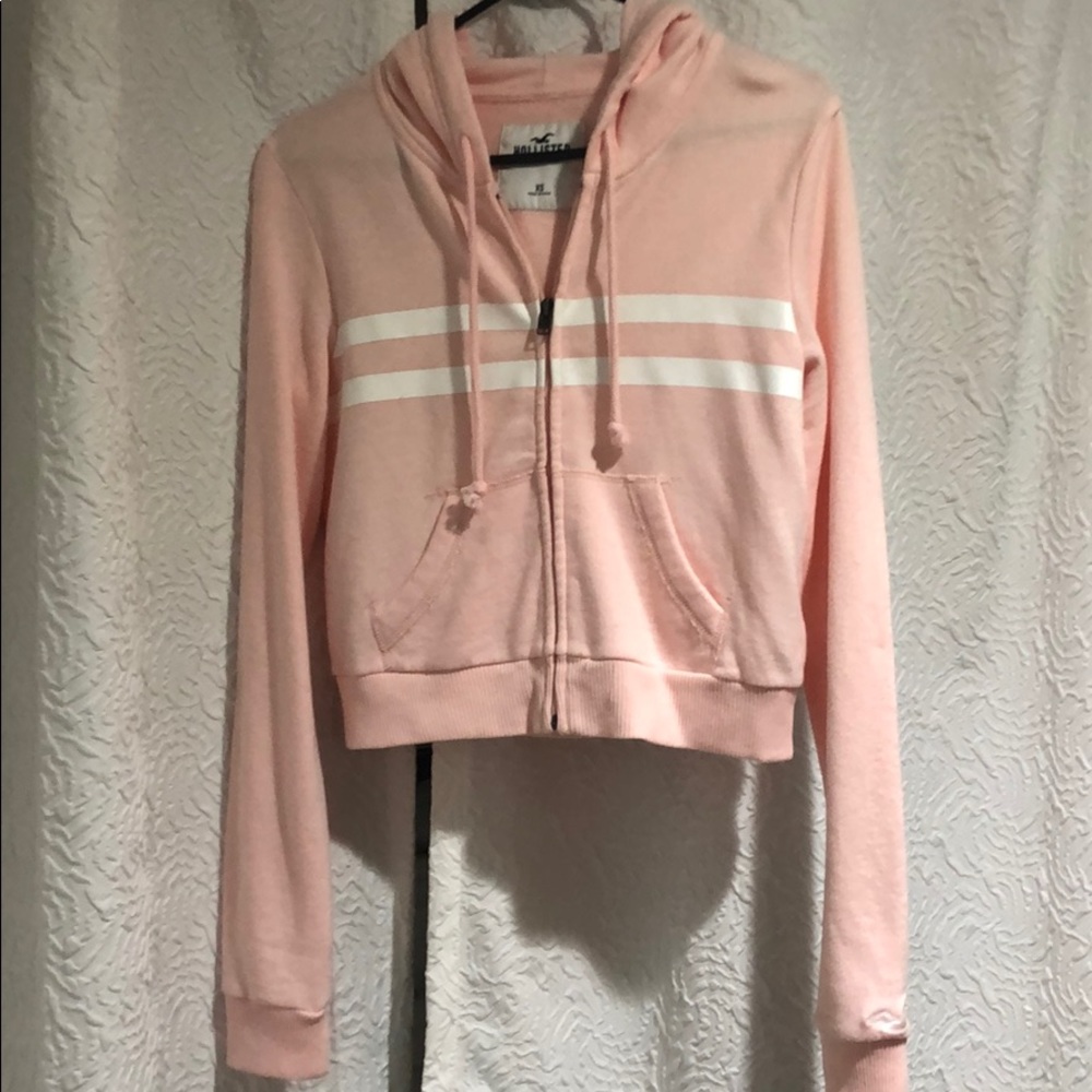 Cropped hollister jacket